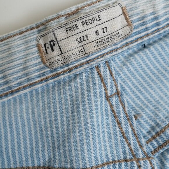 Free People High Rise Jean Shorts Striped Lace Crochet Trim Light Wash - Picture 4 of 9